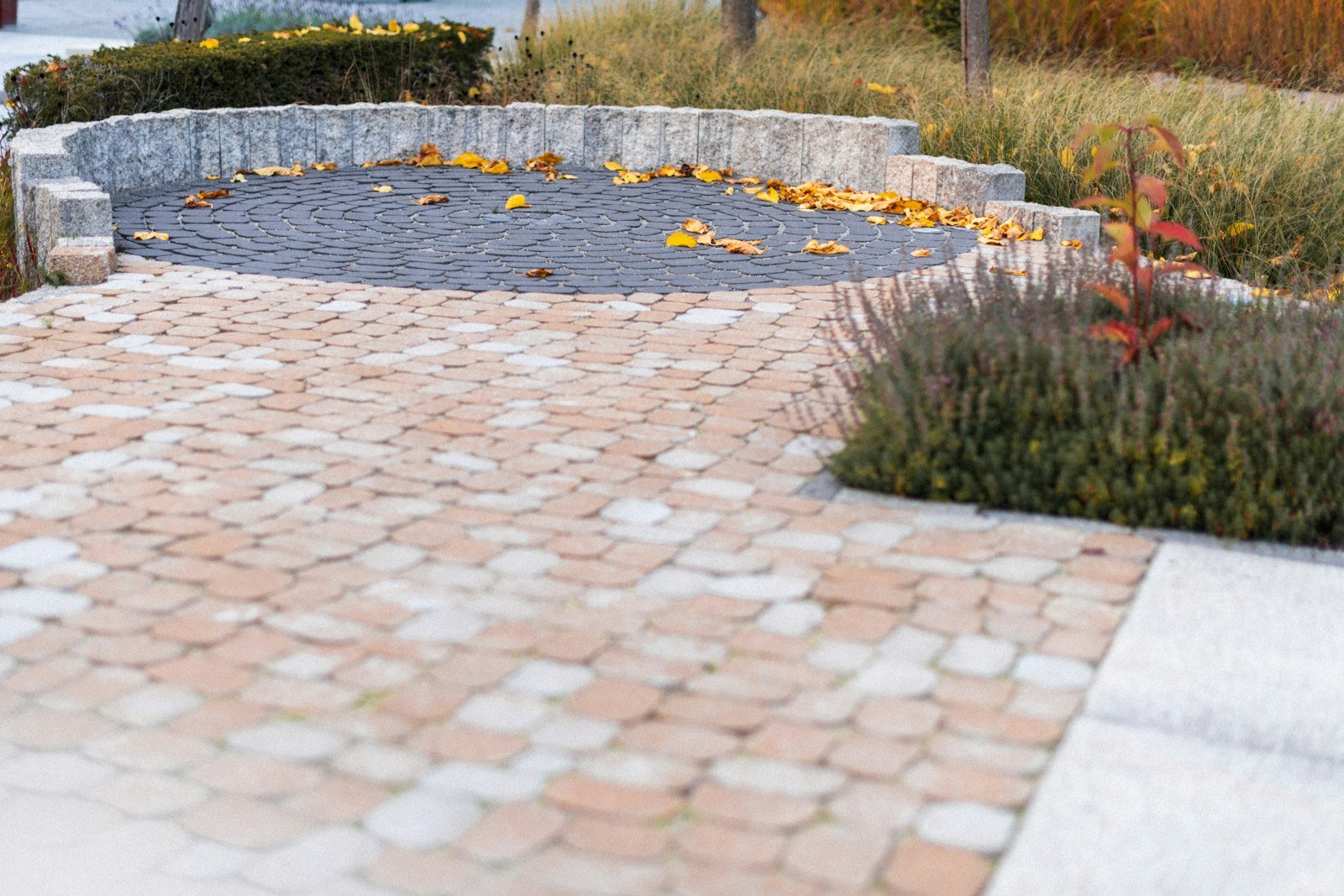 Natural stone hardscaping and retaining wall by KP Landscaping in Buffalo NY
